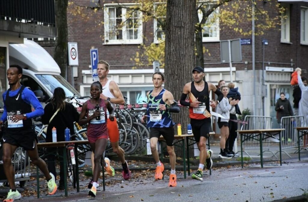 Marathon Amsterdam Swan Blanc AHSA